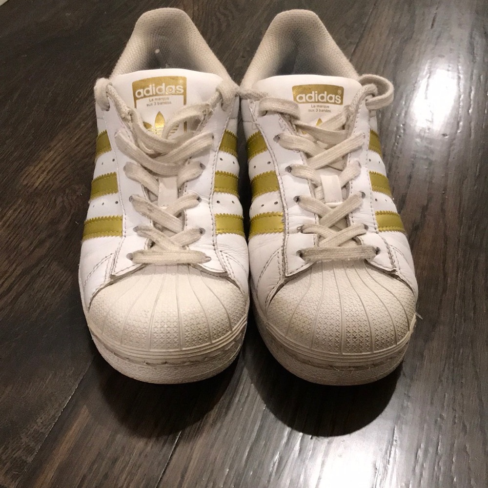 Unisex Kids Gold and White Adidas Superstars